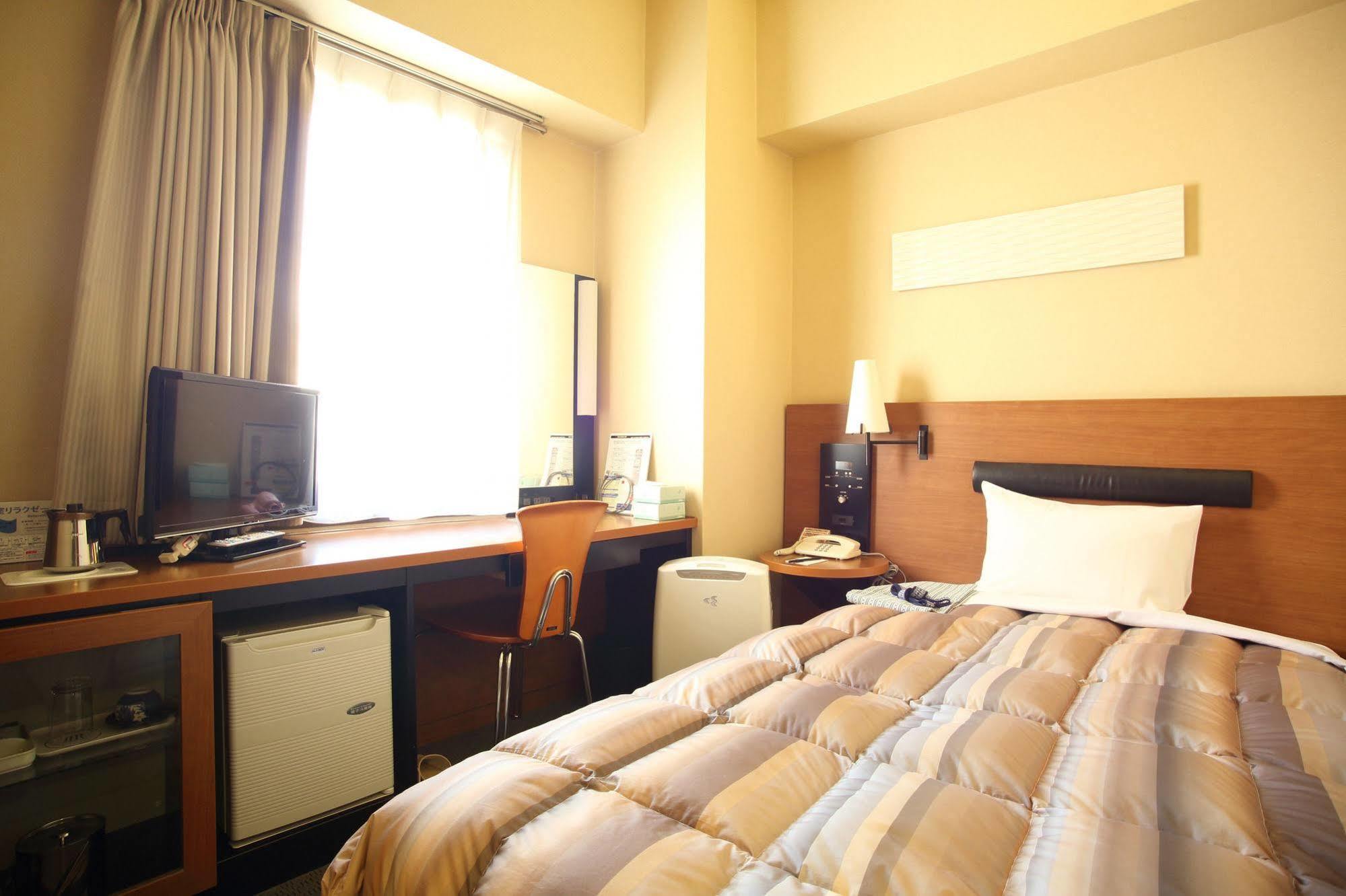 ริงะ เพลส ฮิโกบาชิ โรงแรม 4*
